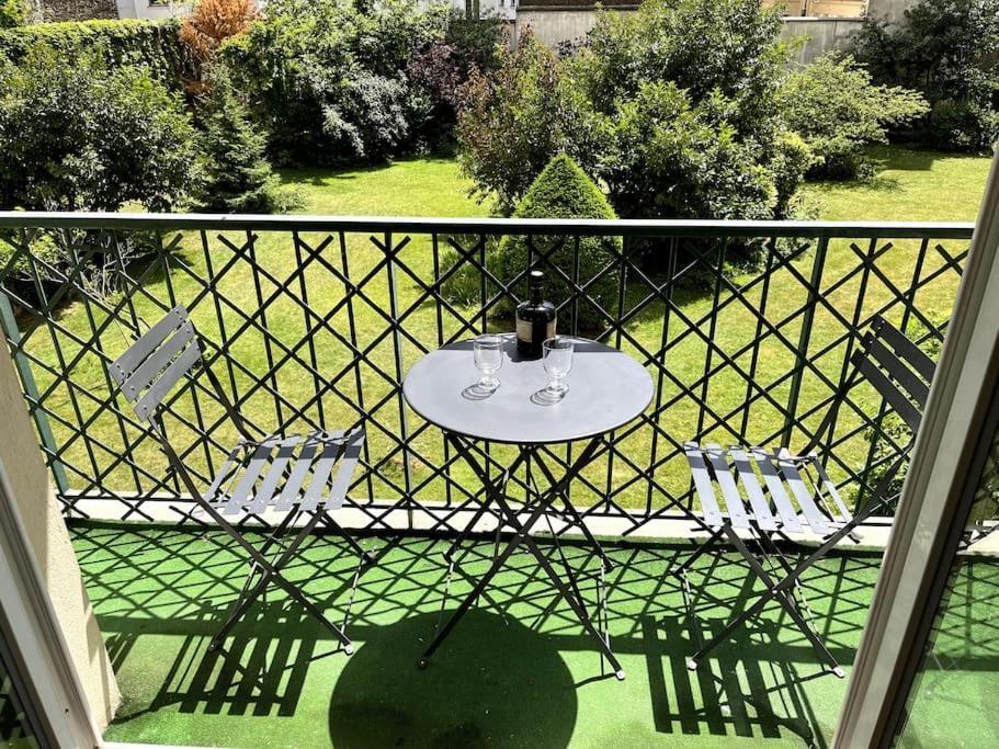 Superbe Appartement Avec Belle Vue Jardin Paris Dış mekan fotoğraf
